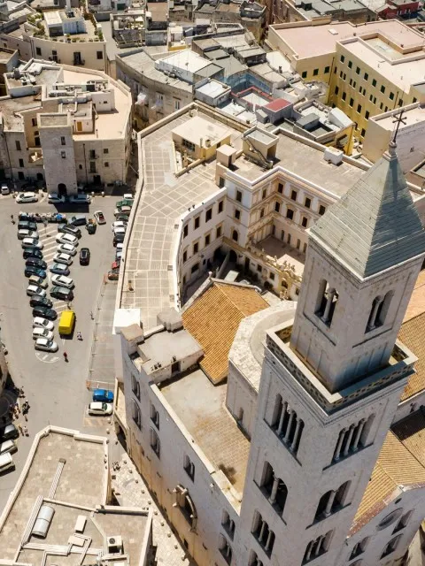 Market Image