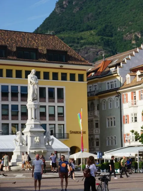 Market Image